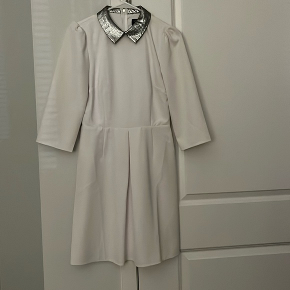 White collared dress - Picture 2 of 3